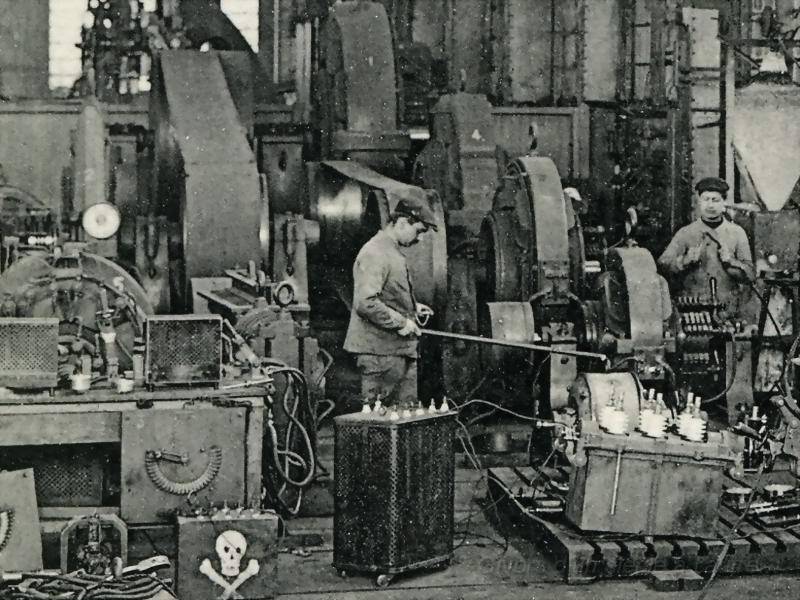 41-fives-lille-1911.jpg - Electricité - Un coin du laboratoire d'Essais