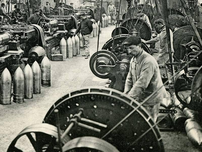 62-fives-lille-1911.jpg - Mécanique Générale - Atelier des Tours - Usinage des obus de 240mm