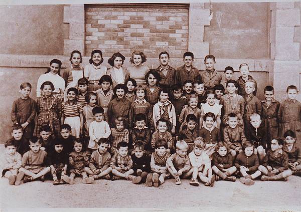 1955-EcoleBans.jpg