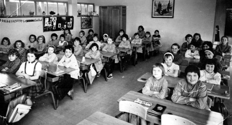 1965-joliot-curie-primaire.jpg