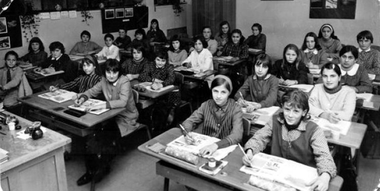 1966-joliot-curie-primaire.jpg