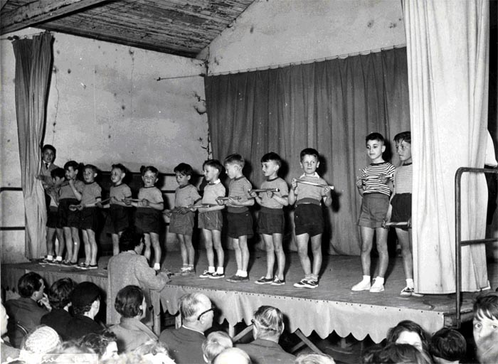 EcoleCanal1954Romeas.jpg